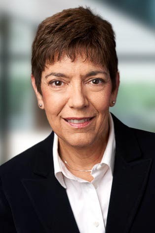 Linda Schaffer, Riverbend Commercial Title Services LP Photo